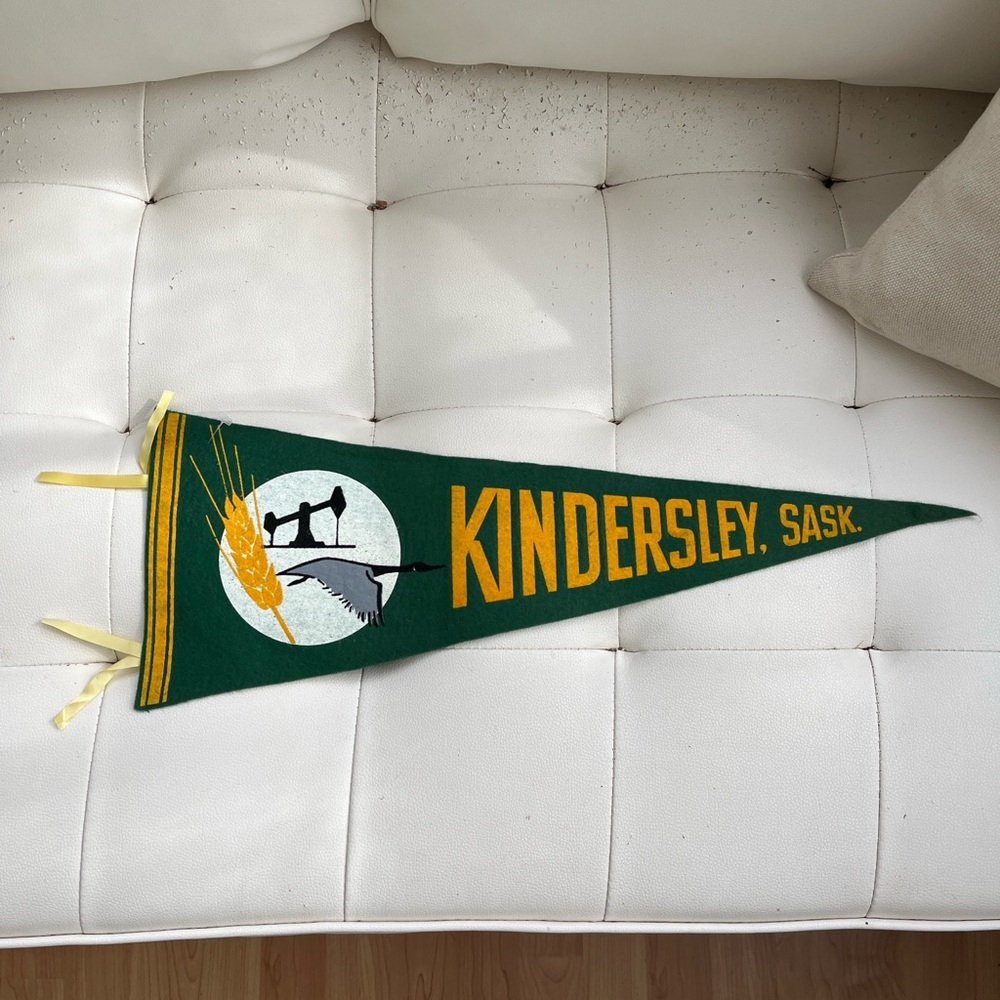 Vintage Kindersley Saskatchewan pennant